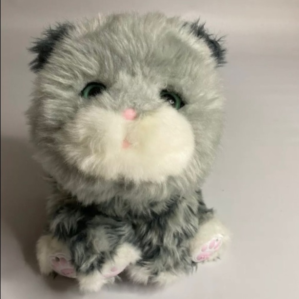 Little Live Pets My Dream Gray Cat Kitten Smooch Plush